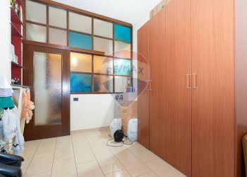 Camera / camera da letto - Appartamento via Leinì
 
78, Torino - foto 23