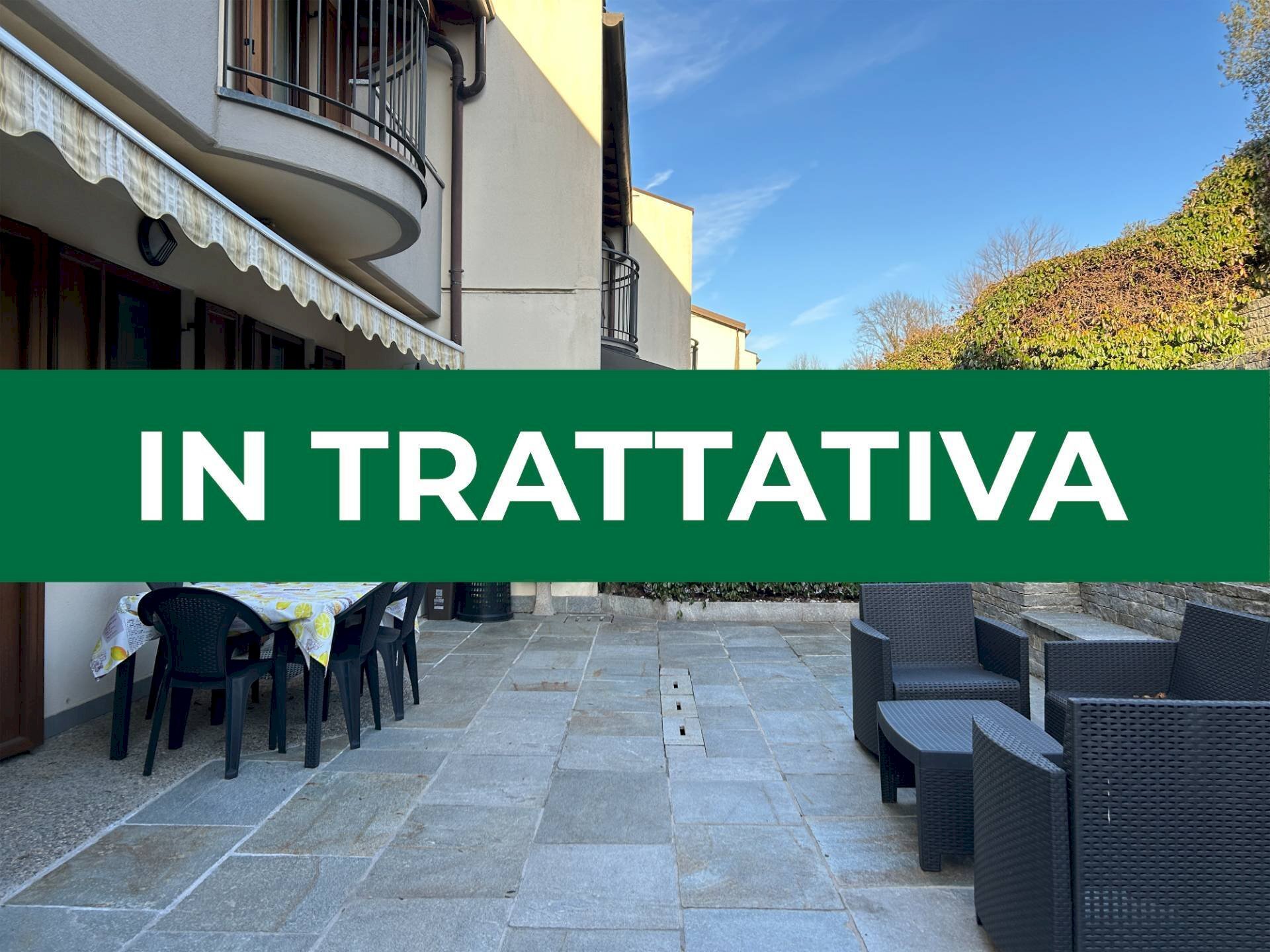 Foto 1 - Villa a Schiera Via San Martino
 
14G, Casciago - foto 1