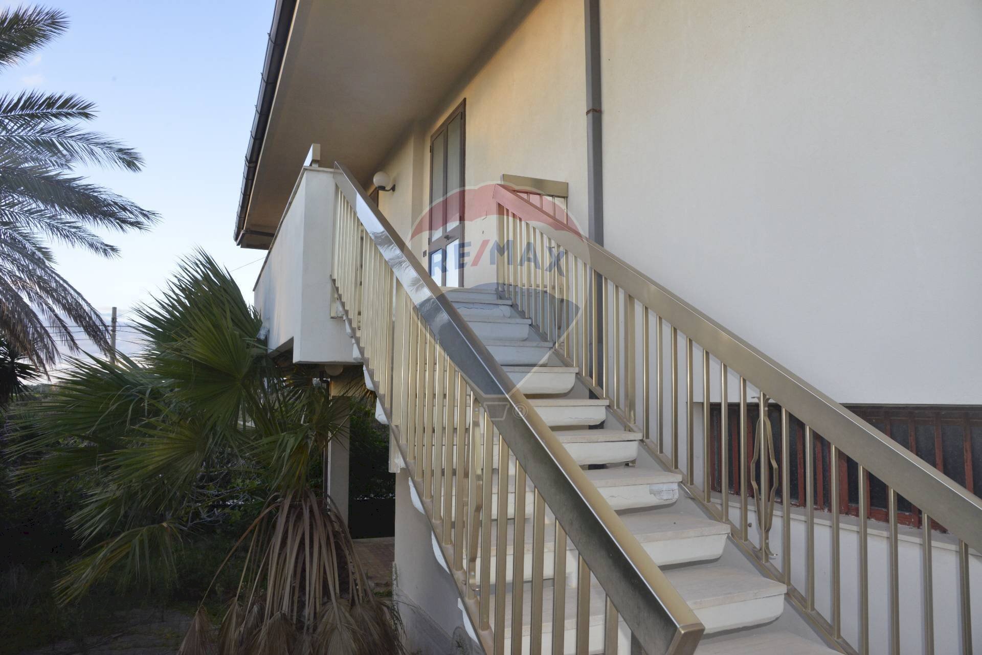 Scale - Villa Salvador Allende
 
2, Vittoria - photo 3