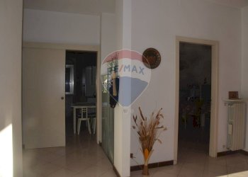 Hall / corridoio - Villa Salvador Allende
 
2, Vittoria - foto 16