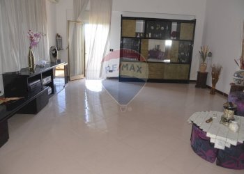 Soggiorno - Villa Salvador Allende
 
2, Vittoria - foto 21