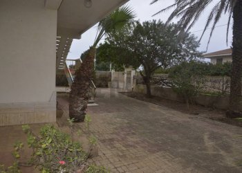 Giardino - Villa Salvador Allende
 
2, Vittoria - foto 36