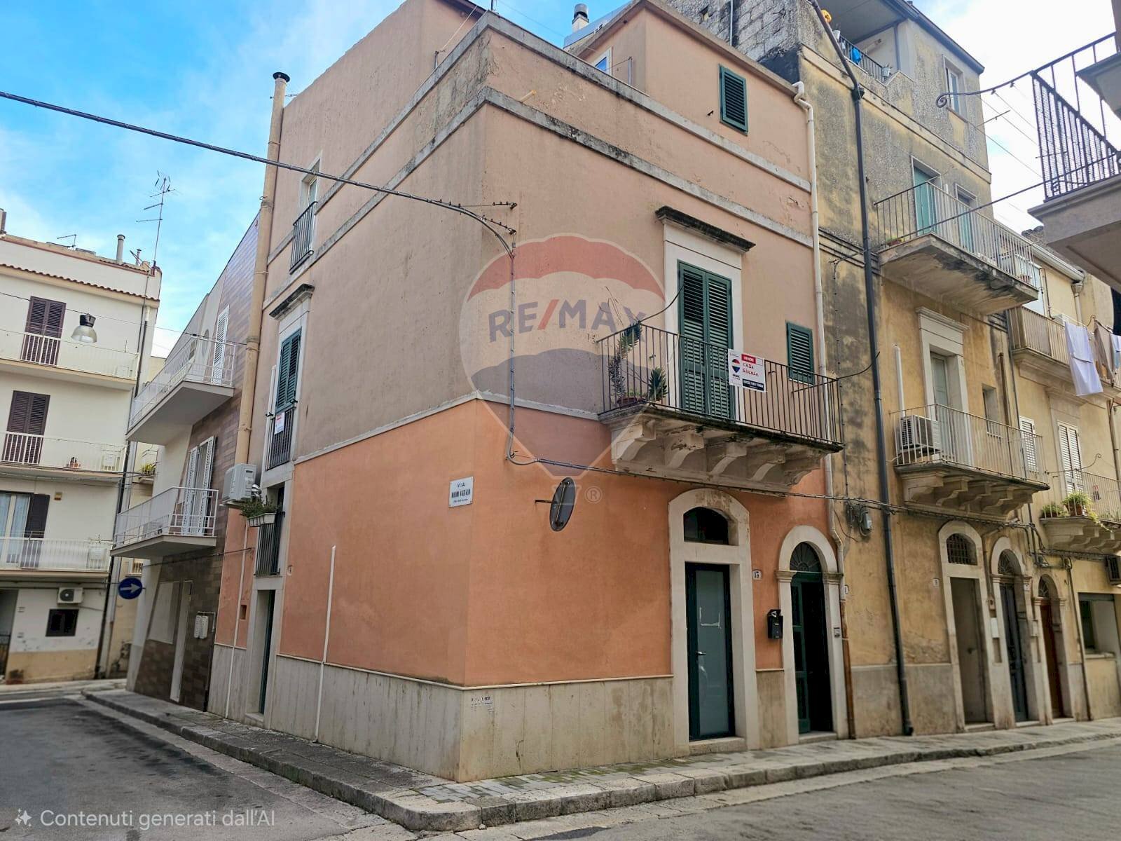 Edificio all\'aperto - Casa indipendente Via Gaetano Catro
 
13, Ragusa - foto 1