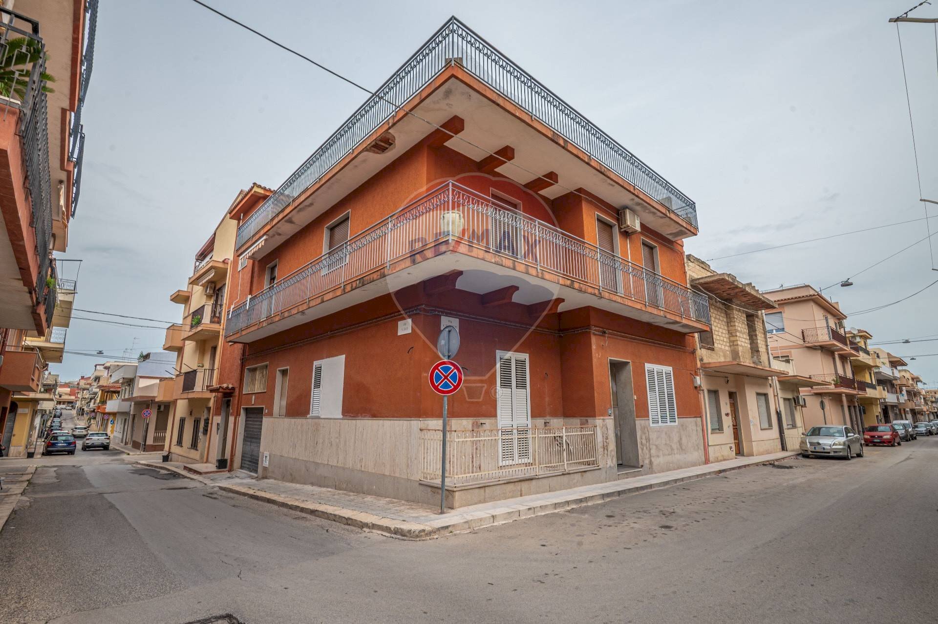 Edificio all\'aperto - Villa Bifamiliare Via NIno Bixio
 
62, Pozzallo - foto 1