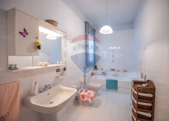 Bagno - Villa Bifamiliare Via NIno Bixio
 
62, Pozzallo - foto 15