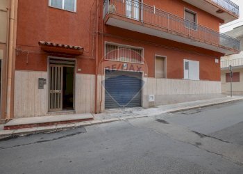 Edificio all\'aperto - Villa Bifamiliare Via NIno Bixio
 
62, Pozzallo - foto 37