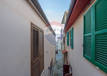 Edificio all\'aperto - Casa semi indipendente Vico del Forno
 
1, Villamagna - foto 35