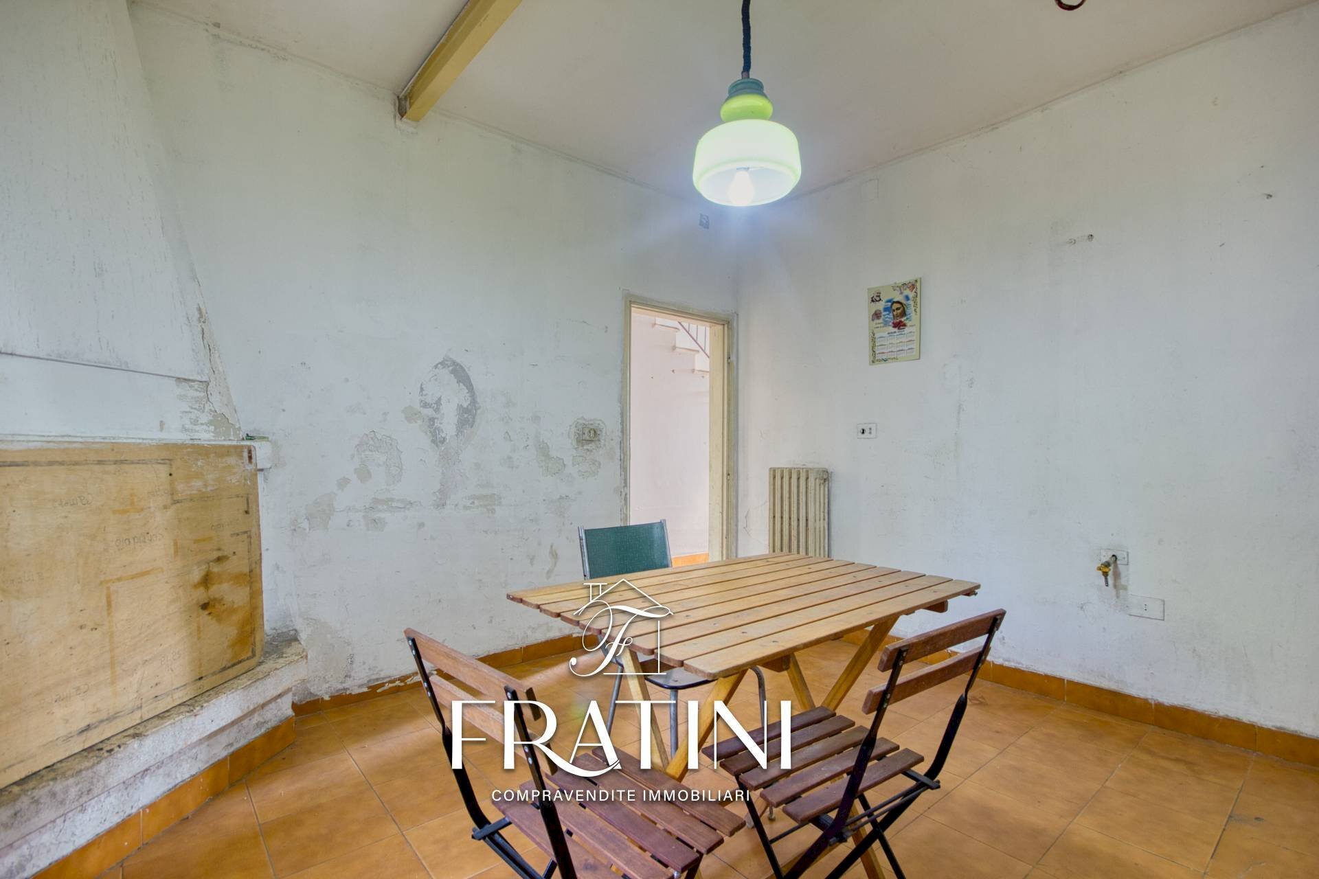 Foto 2 - Casa indipendente Via aprutina
 
32, Sant'Egidio alla Vibrata - foto 2