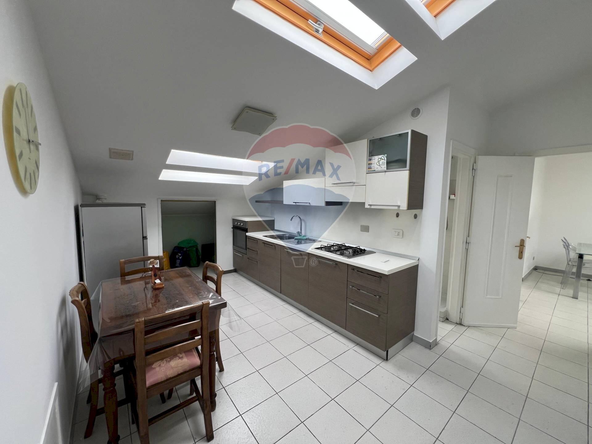 Cucina - Three-room apartment via Angelo Scatolone
 
9, Campobasso - photo 1