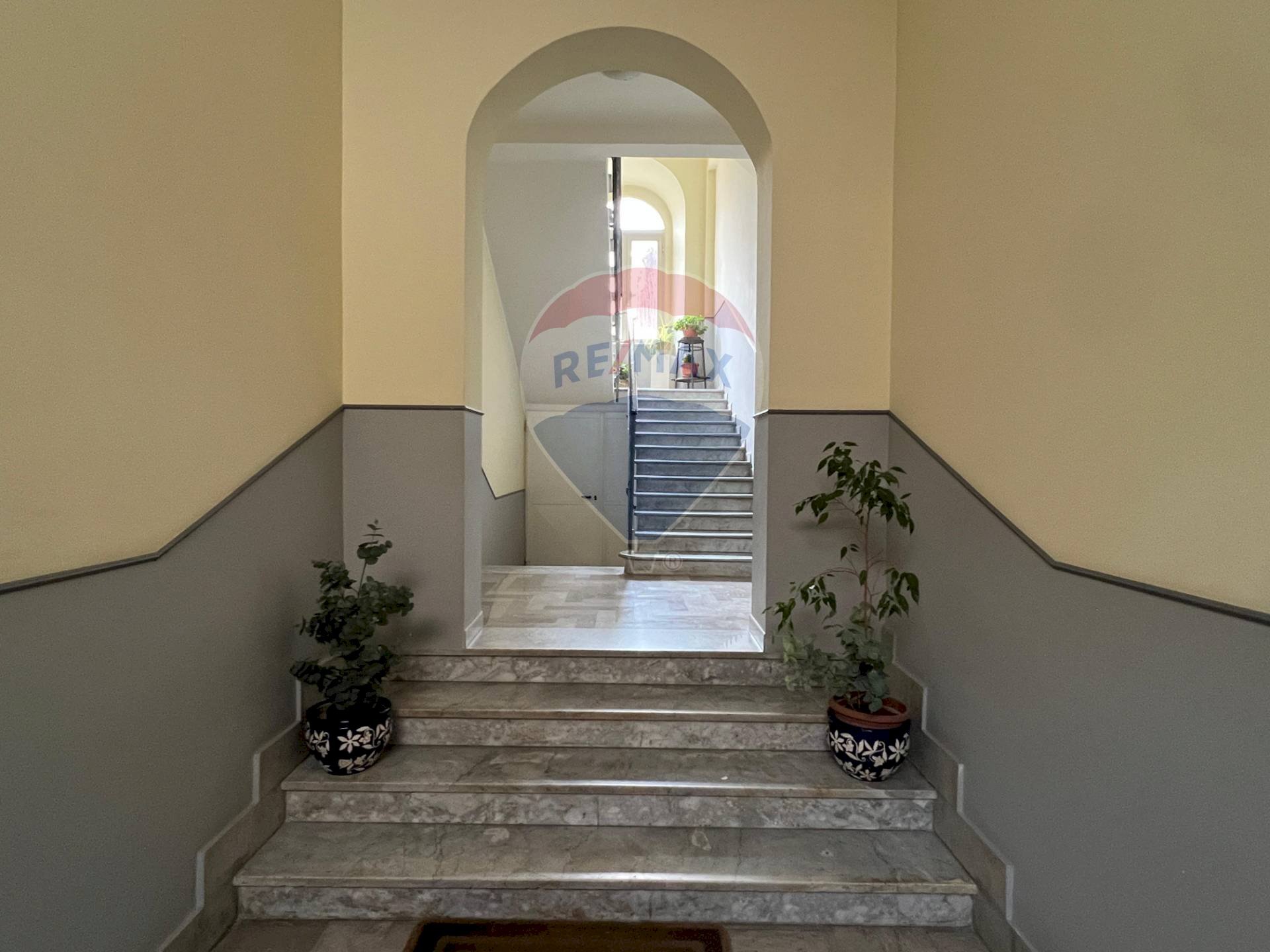 Scale - Three-room apartment via Angelo Scatolone
9, Campobasso - photo 2