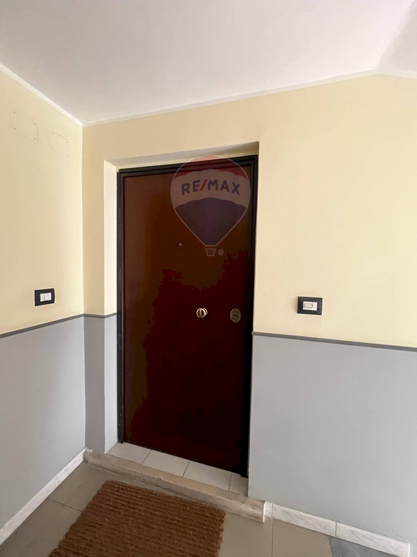 Hall / corridoio - Three-room apartment via Angelo Scatolone
9, Campobasso - photo 3