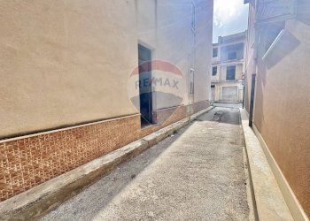 Edificio all\'aperto - Two-room apartment Via Roma
 
90, Cinisi - photo 4