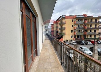 Balcone - Quadrilocale Via Enrico Cosenza
 
81, Sant'Agata di Militello - foto 13