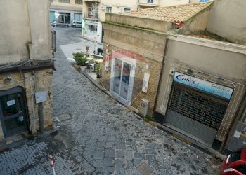 Edificio all\'aperto - Locale Commerciale Via Roma
 
299, Enna - foto 12