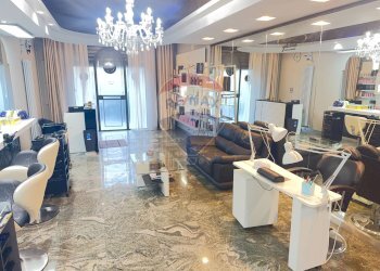 Soggiorno - Shop Via Primo Savani
 
3, Parma - photo 7