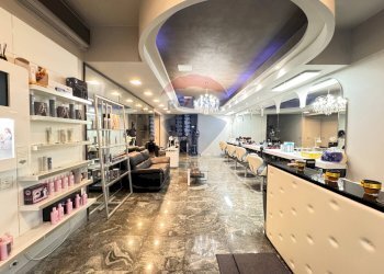 Salone - Shop Via Primo Savani
 
3, Parma - photo 10