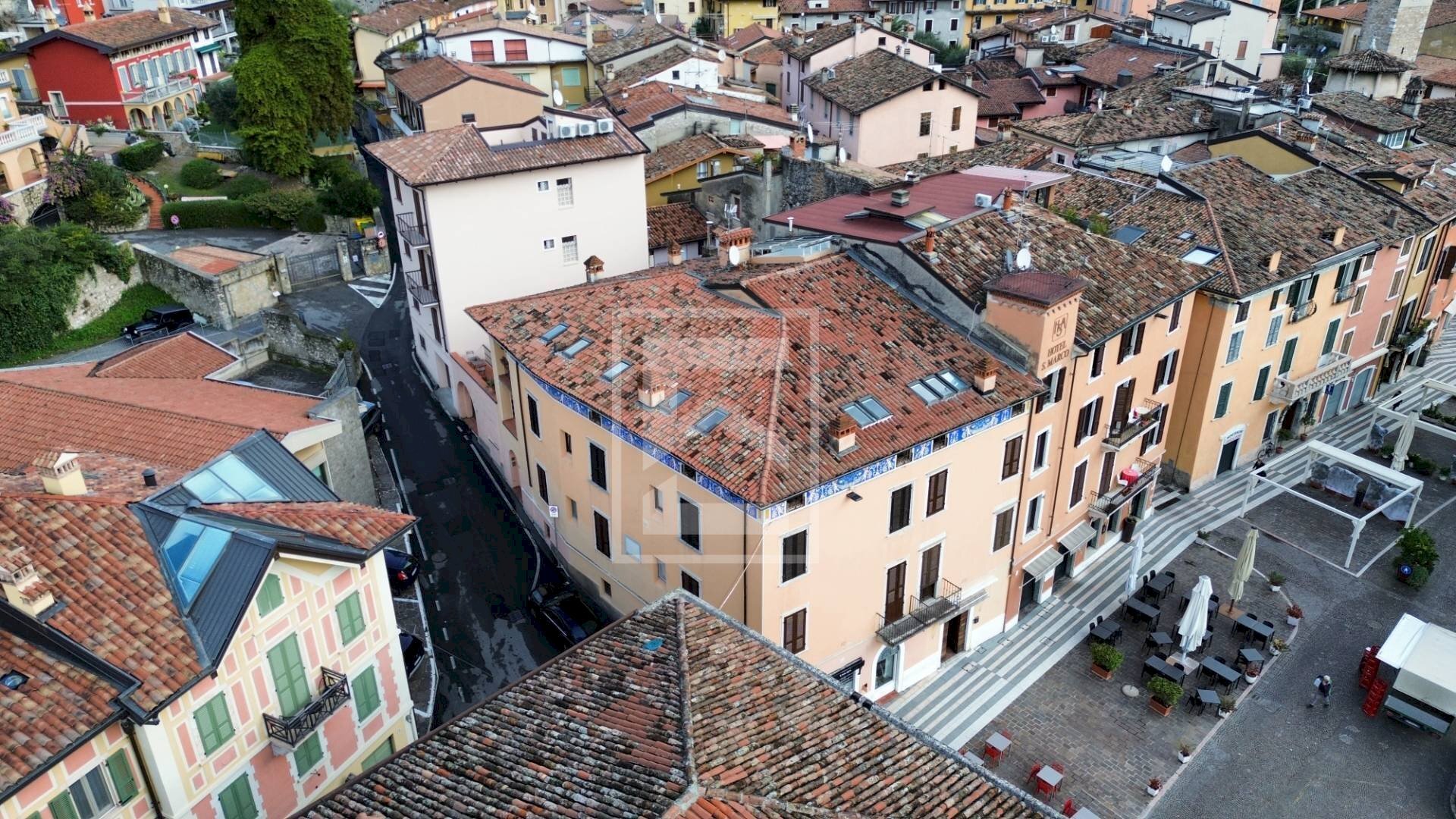 Foto 3 - Trilocale via montana
 
2, Toscolano-Maderno - foto 3