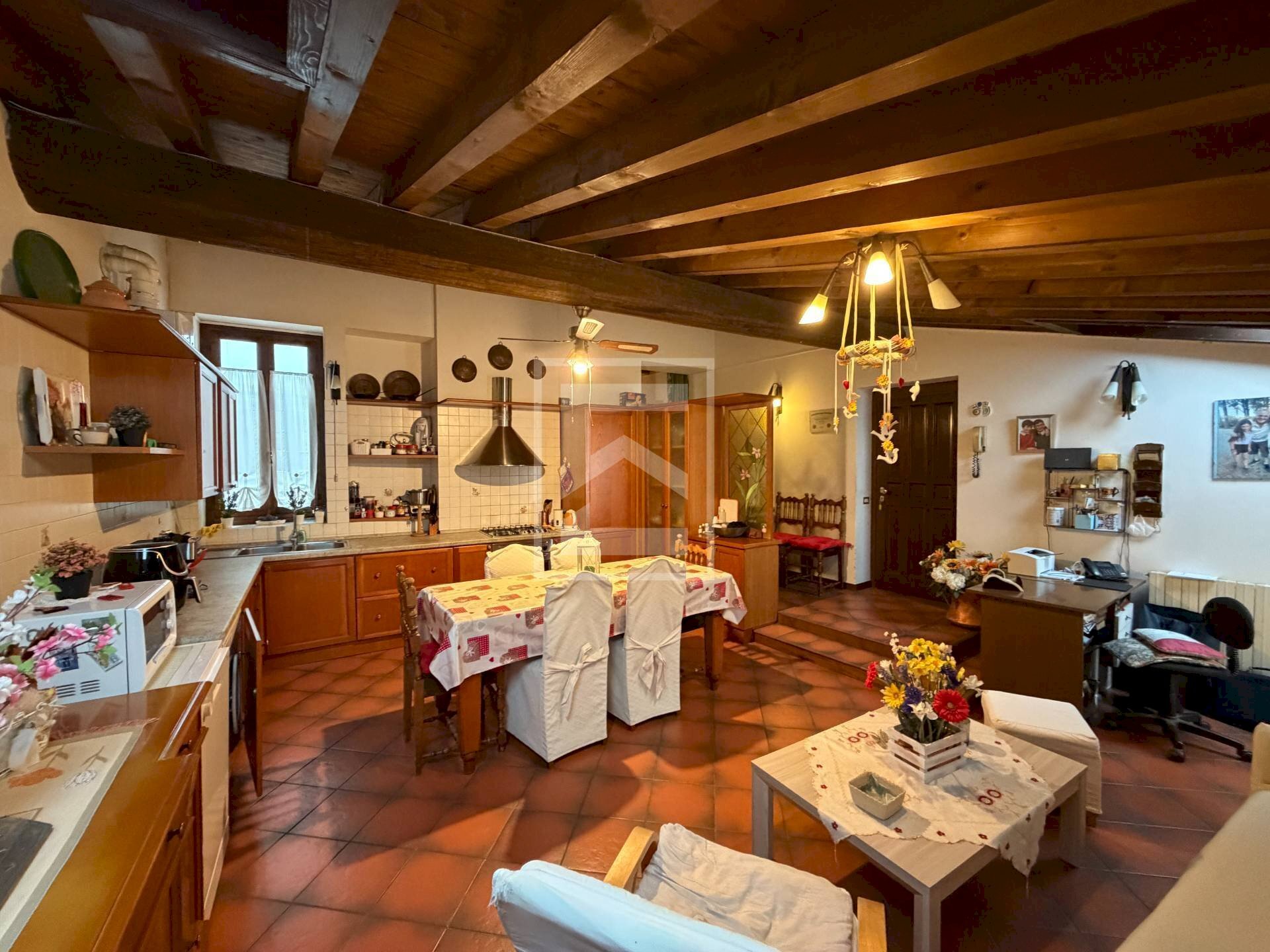 Foto 2 - Trilocale via montana
 
2, Toscolano-Maderno - foto 2