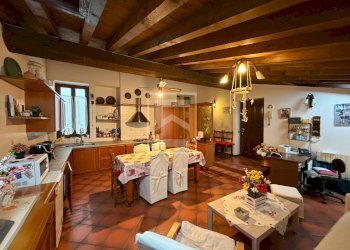 Foto 2 - Trilocale via montana
 
2, Toscolano-Maderno - foto 2