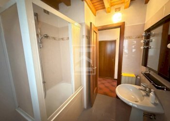 Foto 29 - Three-room apartment via montana
 
2, Toscolano-Maderno - photo 28