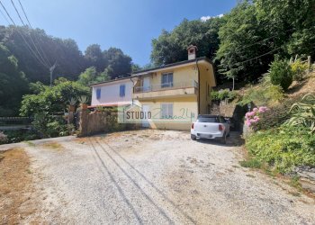 Foto 1 - Casa semi indipendente via di trescolli
 
140, Camaiore - foto 1