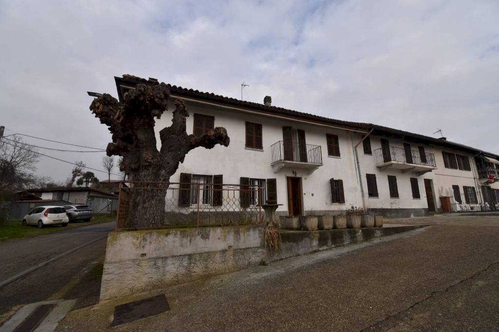 Facciata - Rustico via Serra Cora, Monale - foto 3