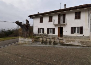 Facciata - Rustico via Serra Cora, Monale - foto 2