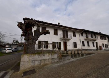 Facciata - Rustico via Serra Cora, Monale - foto 3