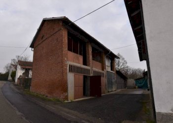 Facciata - Rustico via Serra Cora, Monale - foto 29