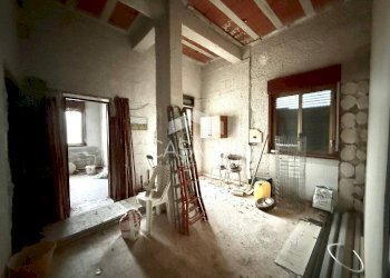 Foto 3 - Trilocale via costa buffa
 
33, Carini - foto 3