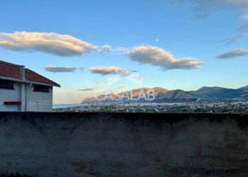 Foto 8 - Trilocale via costa buffa
 
33, Carini - foto 8