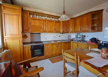 Cucina - Quadrilocale via Giacomo Leopardi, 6/A, Mondovì - foto 5