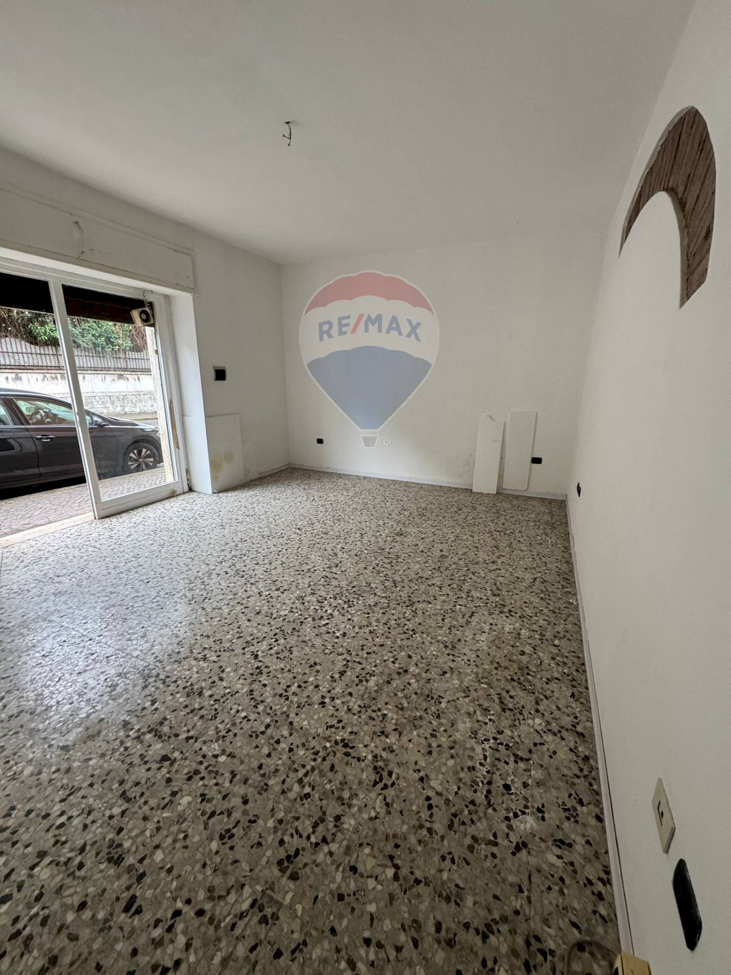 Stanza vuota - Locale Commerciale Via matteotti, Castenedolo - foto 1