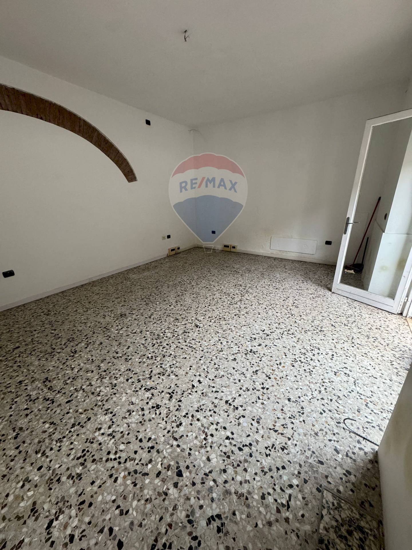 Stanza vuota - Locale Commerciale Via matteotti, Castenedolo - foto 3