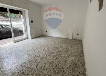 Stanza vuota - Locale Commerciale Via matteotti, Castenedolo - foto 1