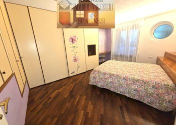 Camera da letto - Casa indipendente via Pistoiese, 100A, Campi Bisenzio - foto 32