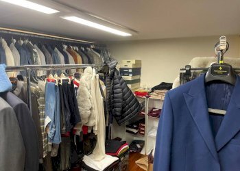 Interno non residenziale - Negozio corso Giulio Cesare, 178, Torino (zona Regio Parco) - foto 16