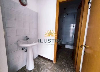 Foto 8 - Locale Commerciale viale de gasperi
 
39, Monteprandone - foto 8