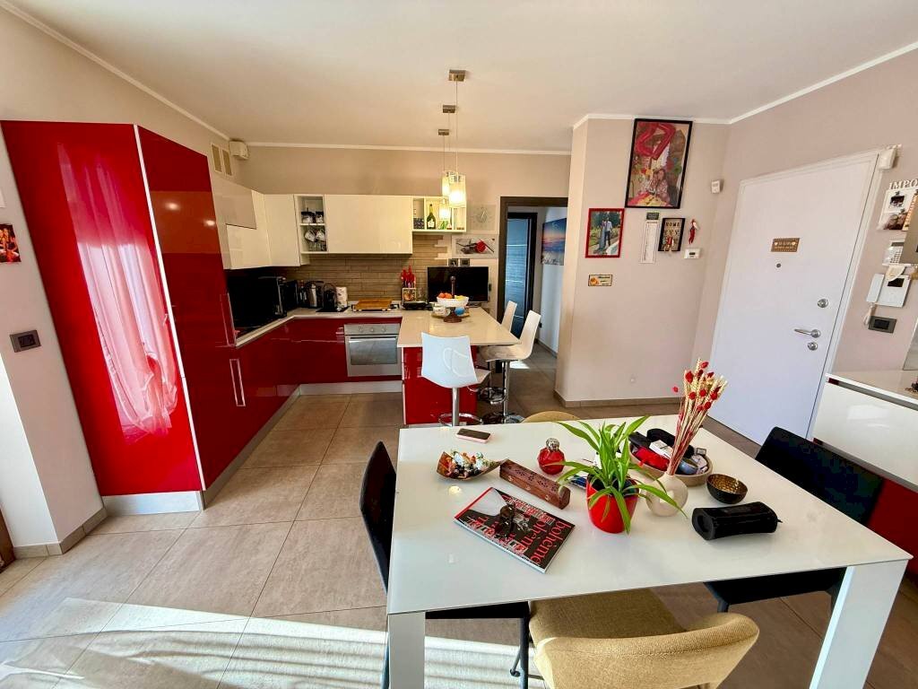 Cucina - Trilocale via Cacherano di Bricherasio, Pinerolo - foto 3