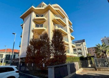 Facciata - Trilocale via Cacherano di Bricherasio, Pinerolo - foto 29