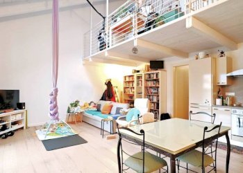 Salone - Trilocale strada dei Tetti Bertoglio, 92, Torino - foto 1