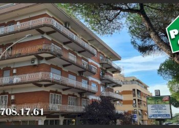 Facciata - Appartamento via dei Gerani, 15, Roma - foto 1