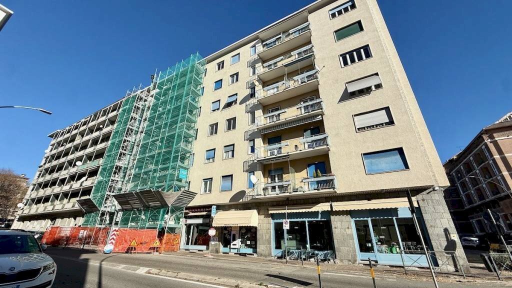 Facciata - Bar - Tabacchi - Ricevitoria via Carlo Fecia di Cossato, 11, Biella - foto 1