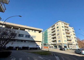 Facciata - Bar - Tabacchi - Ricevitoria via Carlo Fecia di Cossato, 11, Biella - foto 2