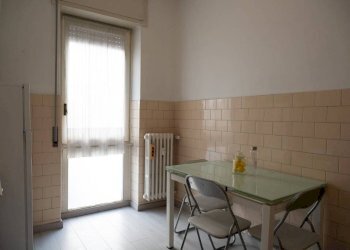 Cucina - Trilocale via Ambrogio Campiglio, 8, Milano (zona Lambrate) - foto 6