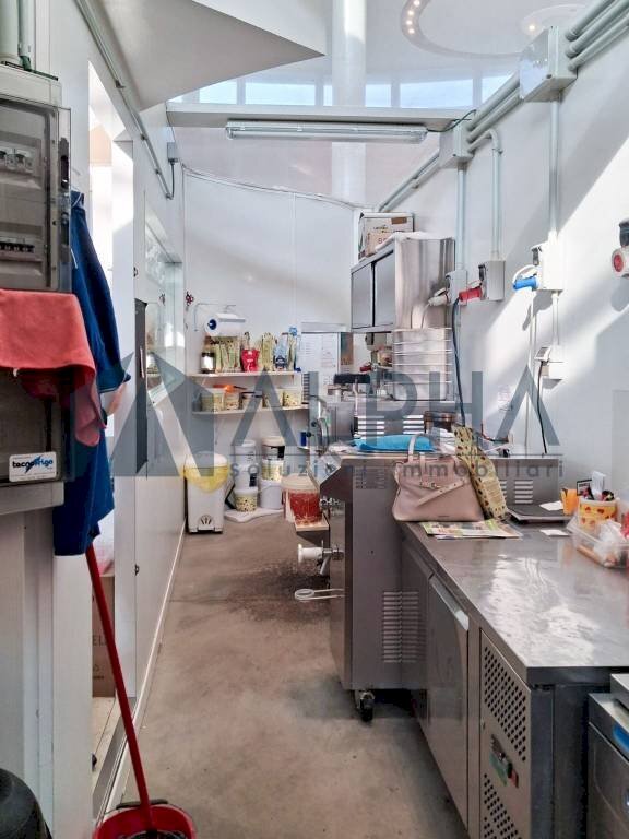 Interno non residenziale - Pasticceria via Bisaura, Faenza - foto 3