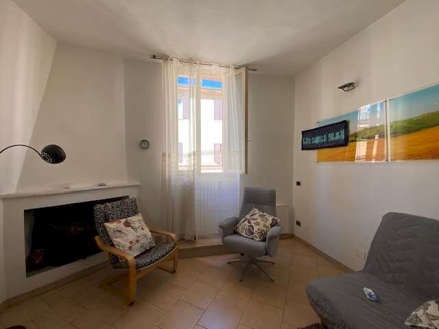 Three-room apartment Modena (neighborhood Centro Storico) - photo 2