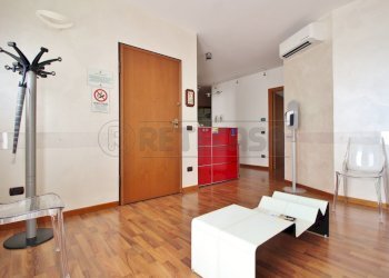 ingresso - area di attesa - Ufficio Via Alcide de Gasperi 80, Montecchio Maggiore - foto 4