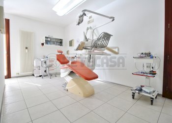 ambulatorio - Ufficio Via Alcide de Gasperi 80, Montecchio Maggiore - foto 12
