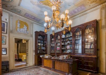 vendesi palazzo storico Lucca.jpg - Townhouse Via Beccheria 35, Lucca - photo 1